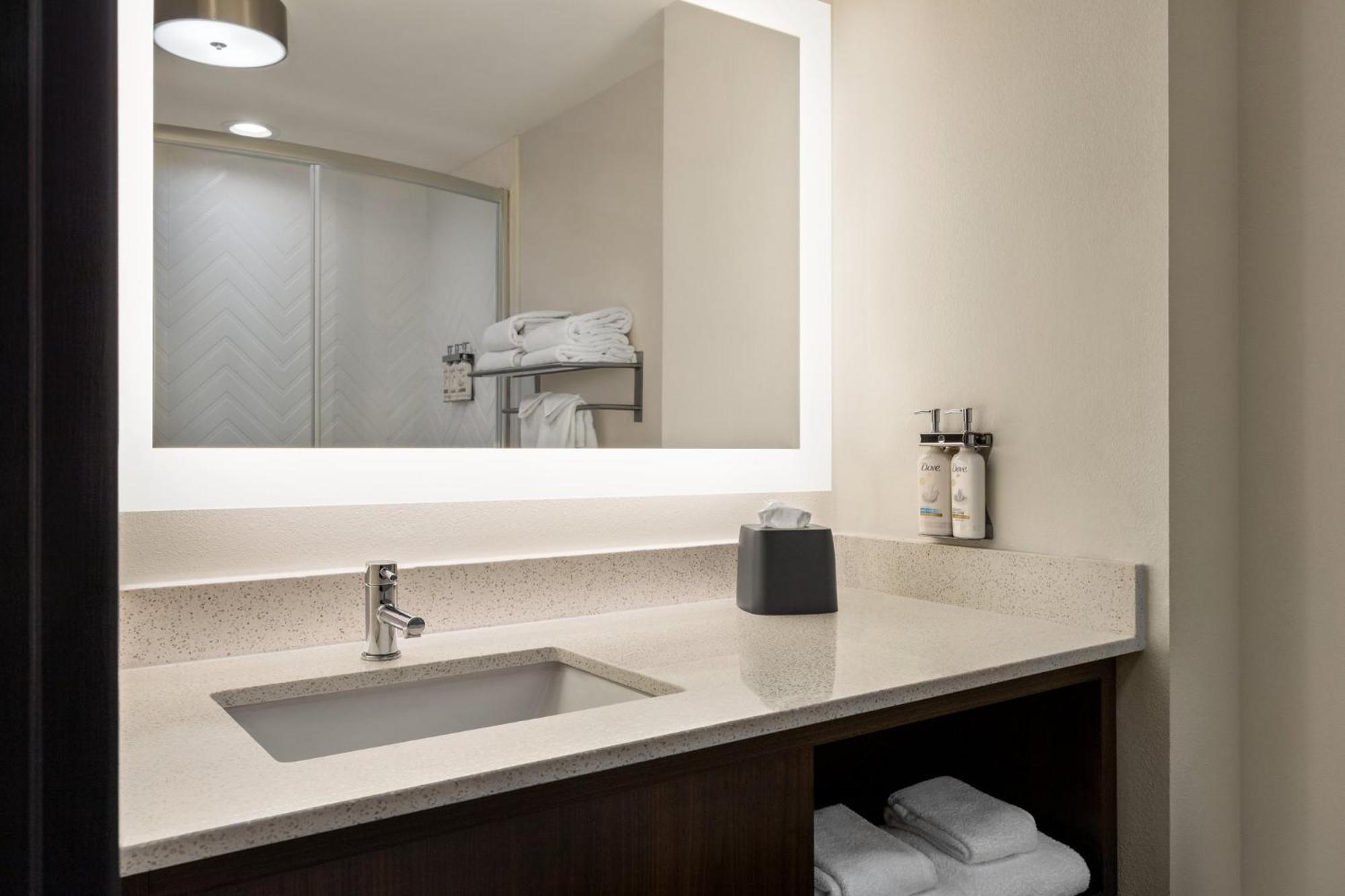 Holiday Inn Columbus-Hilliard By Ihg New Rome Extérieur photo